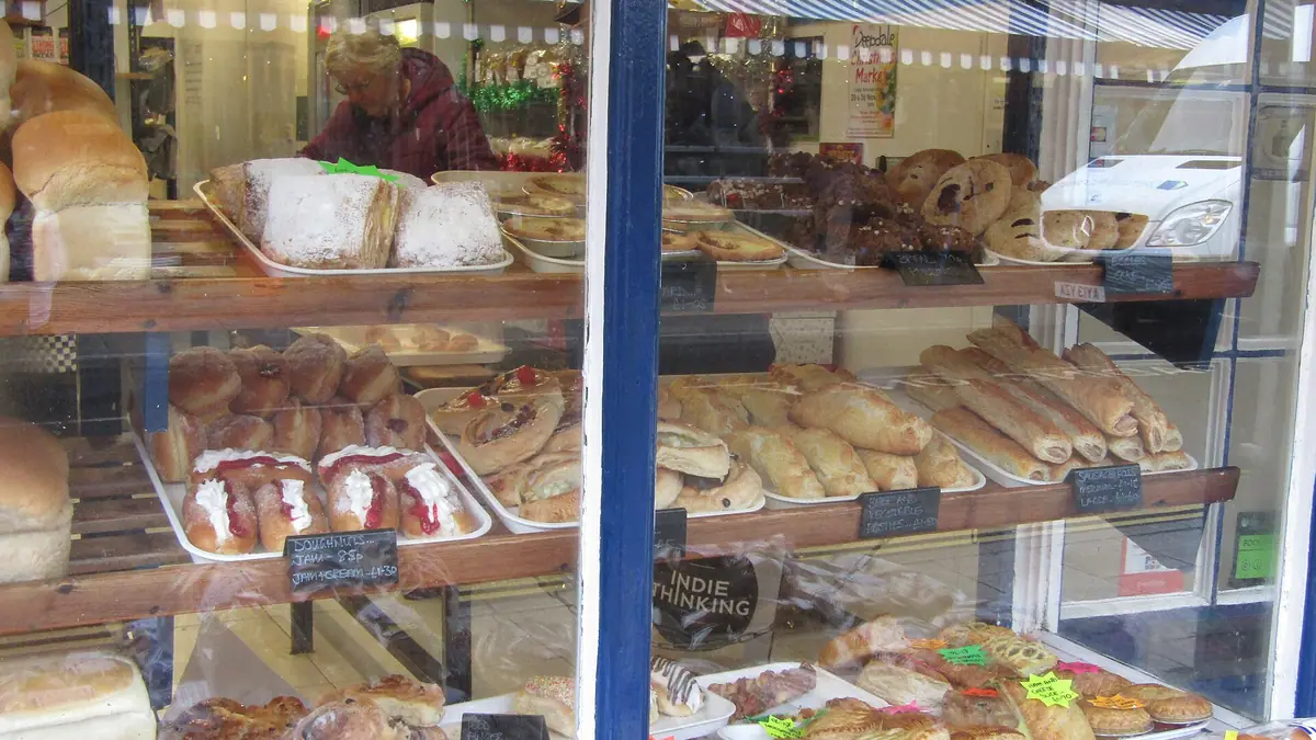 Staniforths – bakery in Rawmarsh town centre